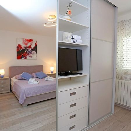 Villa Maris Dugopolje Eksteriør bilde