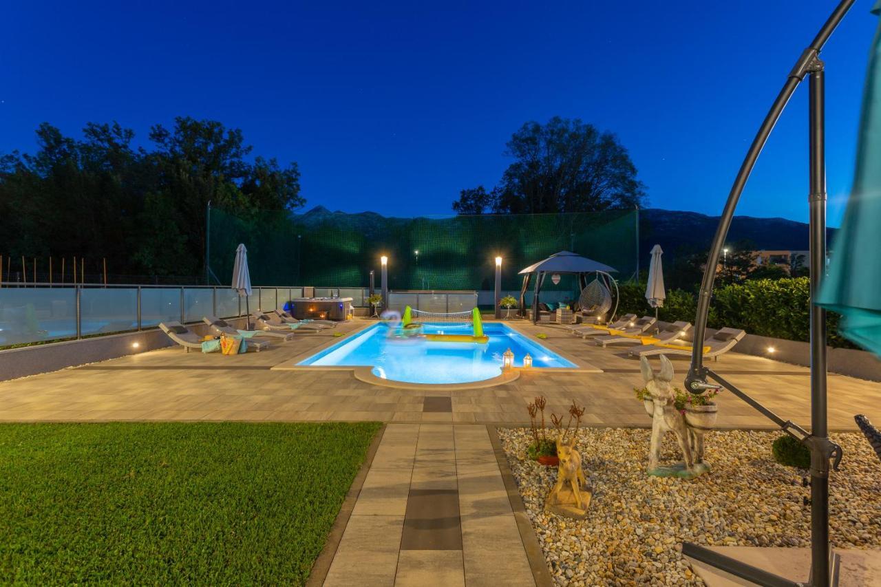 Villa Maris Dugopolje Eksteriør bilde